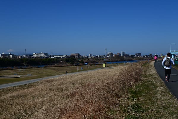 多摩川河川敷