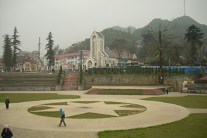 教会前の広場