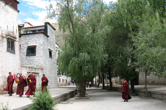 セラ僧院