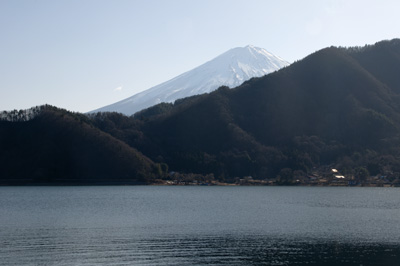 湖北ビューラインより望む富士山