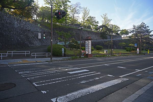 盛岡城址公園入り口