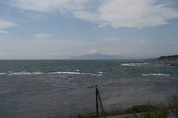 道南いさりび鉄道から望む津軽海峡
