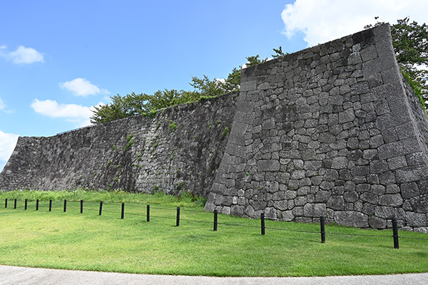 白河小峰城の石垣