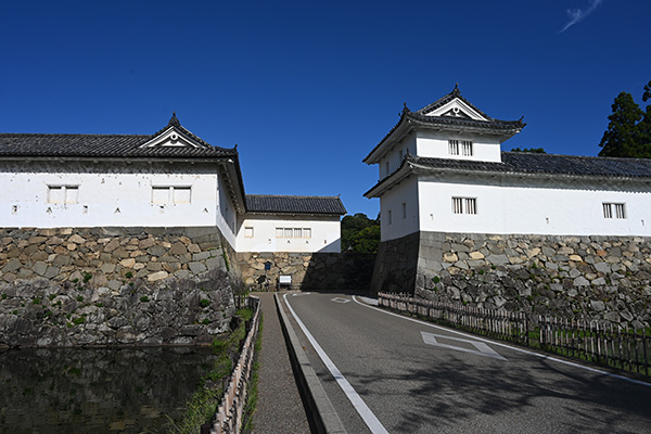 彦根城の二の丸佐和口多聞櫓
