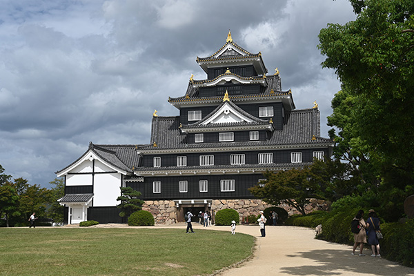 岡山城天守