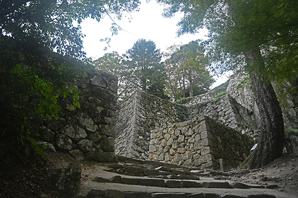 備中松山城大手門跡の石垣