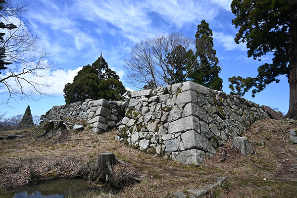 高取城天守台