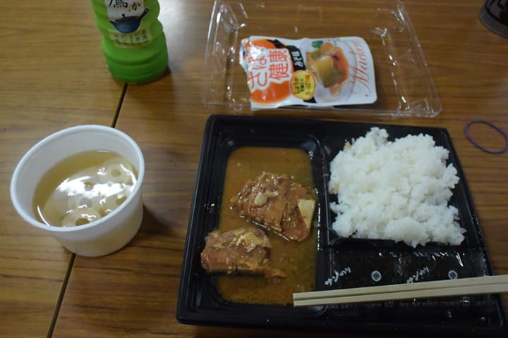 魚の味噌煮の朝食