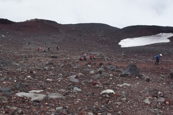 御殿場ルート八合目以降の山道