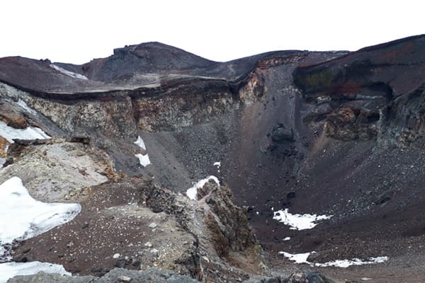 富士山頂火口