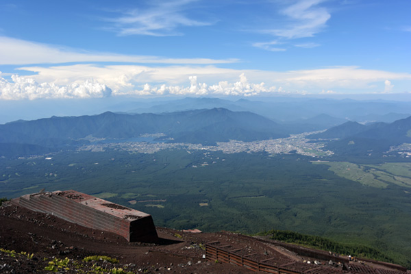 天気に恵まれ、河口湖がくっきりの眺望
