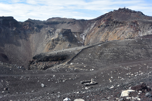 富士山の「お鉢」