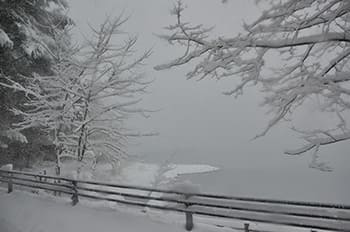大雪の河口湖