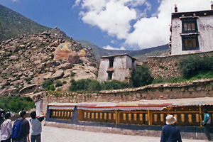 デプン寺