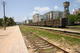 三亜駅