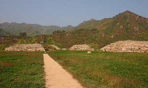 禹山貴族墓地