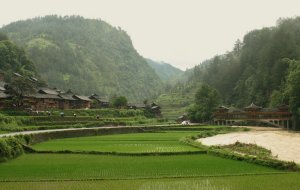 上郎徳の村