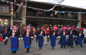 チベット人たちの踊り