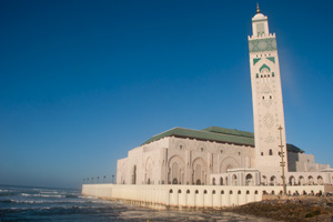モロッコ最大のモスクであるハッサン2世モスク