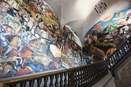 国立宮殿の壁画「メキシコの歴史」