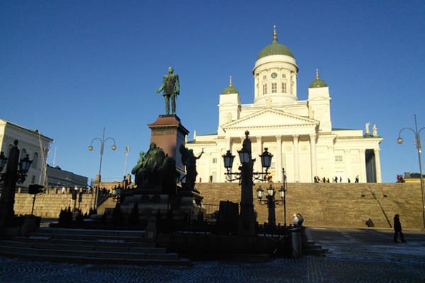 ヘルシンキ大聖堂と元老院広場