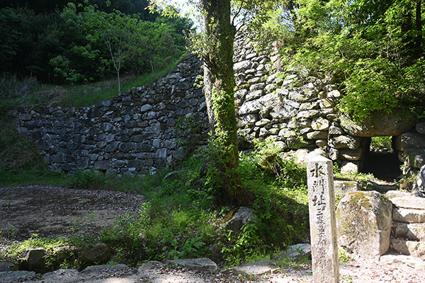 基肄城